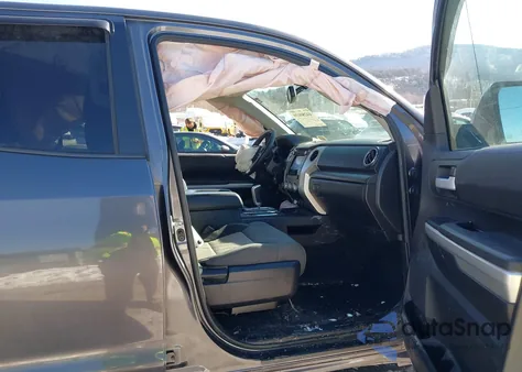 2016 Toyota Tundra Sr5 5.7L V8 из США, поврежденный, VIN 5TFUY5F11GX545343